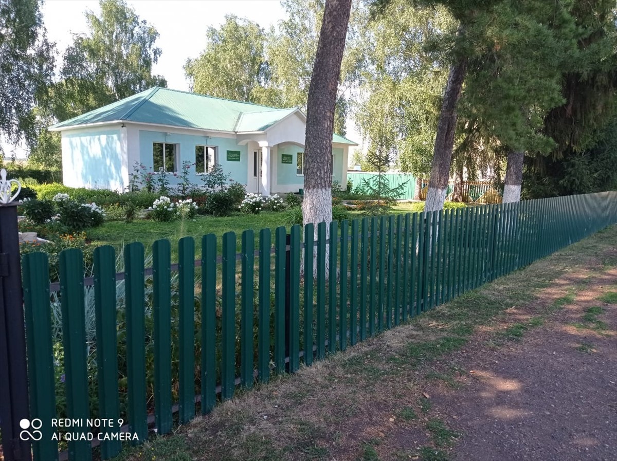 Текущий ремонт ограждения сельского дома культуры с.Зилим Каран и музея  Мажита Гафури СП Зилим- Карановский сельсовет